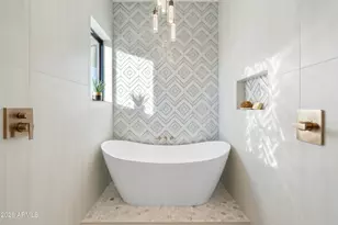 8701 E Vista Dr, Scottsdale, AZ 85250 - Photo 35