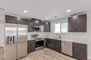 6421 S 23rd St, Phoenix, AZ 85042 - Photo 23