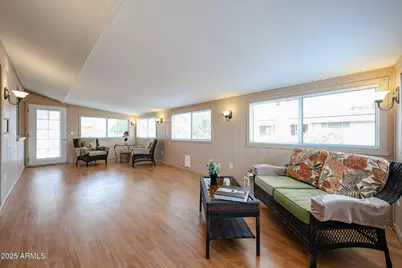 11040 W Salem Drive, Sun City, AZ 85351 - Photo 27