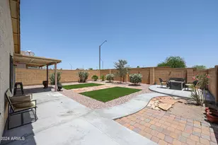 1605 S 227th Ave, Buckeye, AZ 85326 - Photo 5