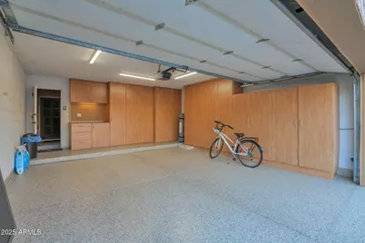 943 E Lois Lane, Phoenix, AZ 85020 - Photo 35