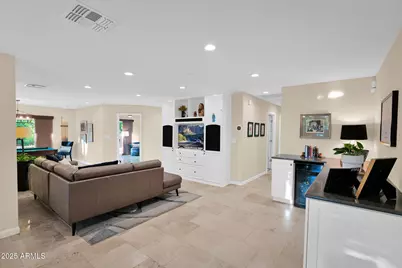 943 E Lois Lane, Phoenix, AZ 85020 - Photo 15