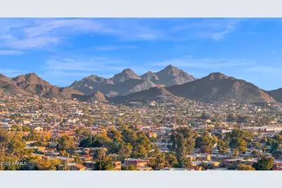 943 E Lois Lane, Phoenix, AZ 85020 - Photo 45