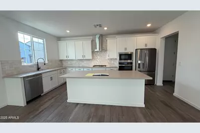 26327 N 24th Glen, Phoenix, AZ 85085 - Photo 3