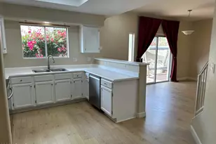 5018 E Siesta Dr, Phoenix, AZ 85044 - Photo 11