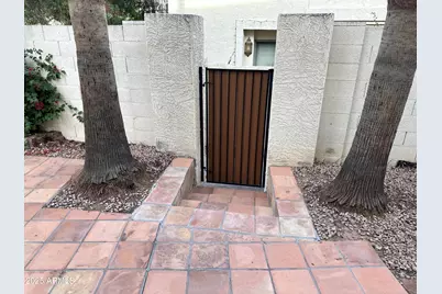 5018 E Siesta Drive #3, Phoenix, AZ 85044 - Photo 33