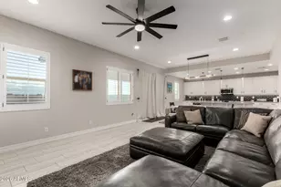 14045 W Mariposa Grande, Surprise, AZ 85387 - Photo 7