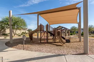 14045 W Mariposa Grande, Surprise, AZ 85387 - Photo 39