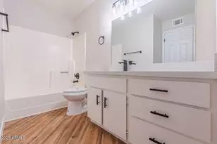 7434 N 44th Dr, Glendale, AZ 85301 - Photo 9