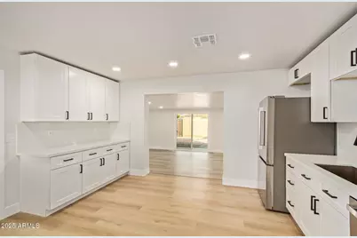 3314 W Corrine Drive, Phoenix, AZ 85029 - Photo 19