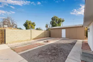 3314 W Corrine Dr, Phoenix, AZ 85029 - Photo 37