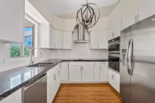 1932 N Mesa Dr, Mesa, AZ 85201 - Photo 7