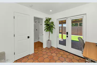 4228 N 44th Place, Phoenix, AZ 85018 - Photo 21