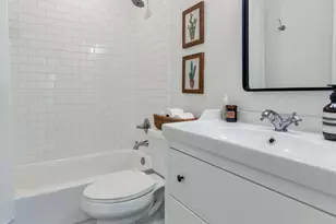 4228 N 44th Pl, Phoenix, AZ 85018 - Photo 19