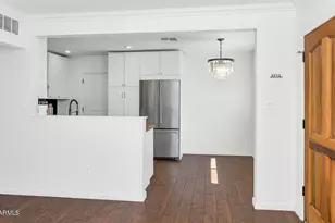 4228 N 44th Pl, Phoenix, AZ 85018 - Photo 13