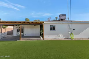 4228 N 44th Pl, Phoenix, AZ 85018 - Photo 27