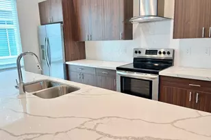 915 Missouri Ave, Phoenix, AZ 85014 - Photo 3