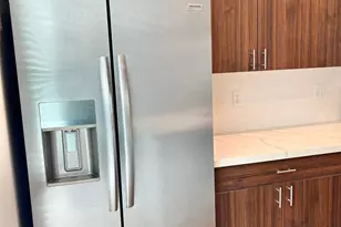 915 Missouri Ave, Phoenix, AZ 85014 - Photo 7