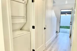 3212 N 70th St, Scottsdale, AZ 85251 - Photo 9