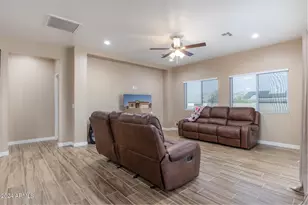 14594 S Avalon Rd, Arizona City, AZ 85123 - Photo 21