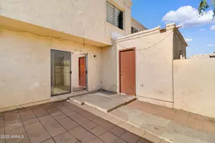 1452 N 54th Ln, Phoenix, AZ 85043 - Photo 15