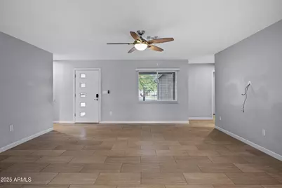 1601 W Glenrosa Avenue, Phoenix, AZ 85015 - Photo 11
