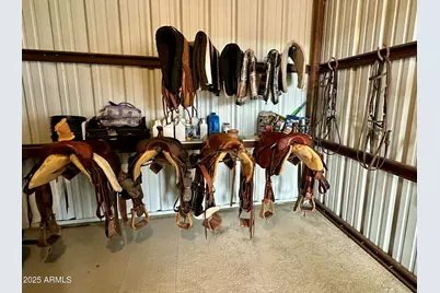 45243 W J-1 Ranch Road, Wickenburg, AZ 85390 - Photo 33