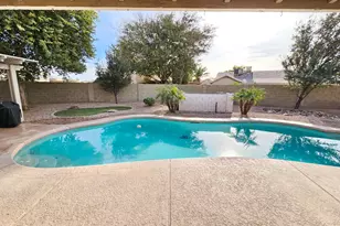 1131 N Hawk Ln, Gilbert, AZ 85234 - Photo 23
