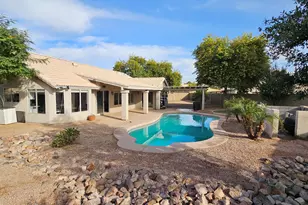 1131 N Hawk Ln, Gilbert, AZ 85234 - Photo 27