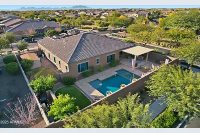 10702 E Lumiere Avenue, Mesa, AZ 85212 - Photo 3