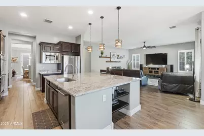 10702 E Lumiere Avenue, Mesa, AZ 85212 - Photo 13