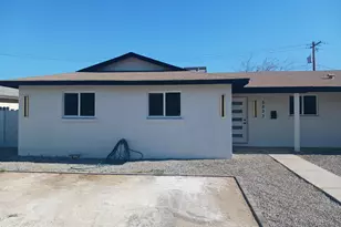 5833 W Rosewood Ln, Phoenix, AZ 85031 - Photo 7