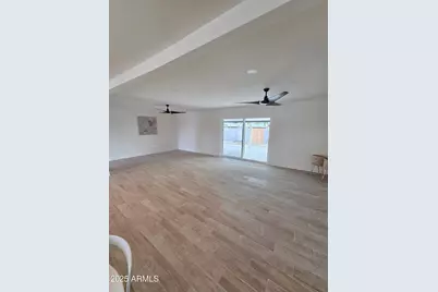 5833 W Rosewood Lane, Phoenix, AZ 85031 - Photo 11