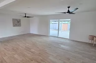 5833 W Rosewood Ln, Phoenix, AZ 85031 - Photo 11