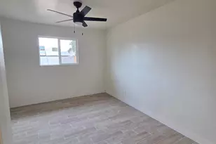 5833 W Rosewood Ln, Phoenix, AZ 85031 - Photo 27