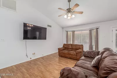 6243 W Cholla Street, Glendale, AZ 85304 - Photo 9