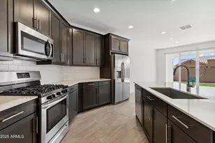 565 E White Wing Dr, Casa Grande, AZ 85122 - Photo 5