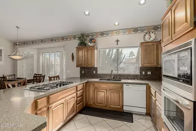 24813 S Briarcrest Drive, Sun Lakes, AZ 85248 - Photo 11