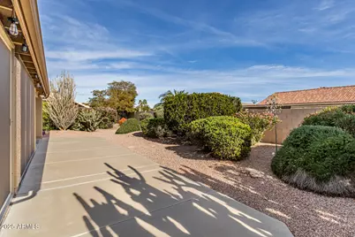 24813 S Briarcrest Drive, Sun Lakes, AZ 85248 - Photo 27