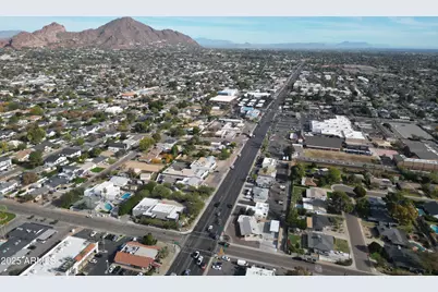 3834 E Indian School Road, Phoenix, AZ 85018 - Photo 15