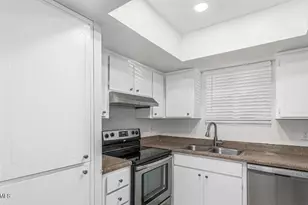 1826 N 51st St, Phoenix, AZ 85008 - Photo 5