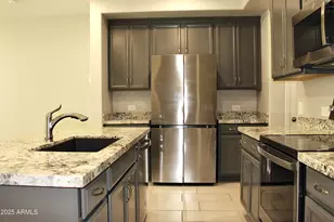 2625 S Peppertree Dr, Gilbert, AZ 85295 - Photo 23