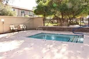 2625 S Peppertree Dr, Gilbert, AZ 85295 - Photo 13