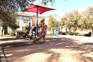 2625 S Peppertree Dr, Gilbert, AZ 85295 - Photo 19