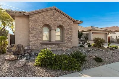 17923 W Echo Lane, Waddell, AZ 85355 - Photo 9