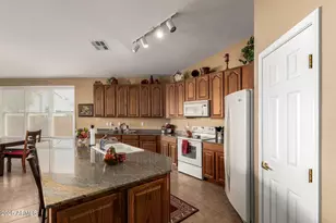 11567 N 151st Dr, Surprise, AZ 85379 - Photo 11