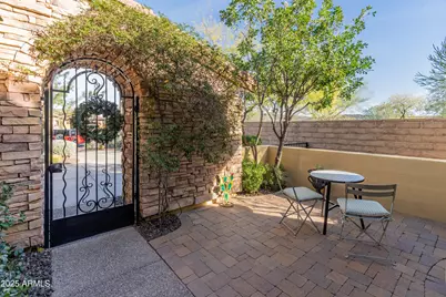 12065 W Desert Mirage Drive, Peoria, AZ 85383 - Photo 31