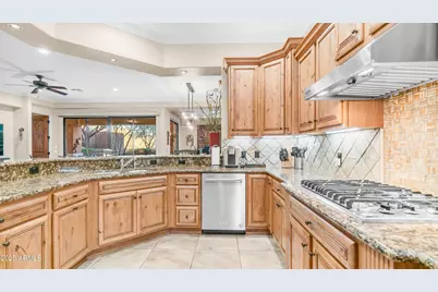 27000 N Alma School Parkway #1017, Scottsdale, AZ 85262 - Photo 11