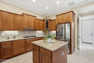 12950 W Red Fox Road, Peoria, AZ 85383 - Photo 13