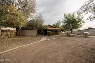 7513 N 61st Ave, Glendale, AZ 85301 - Photo 3